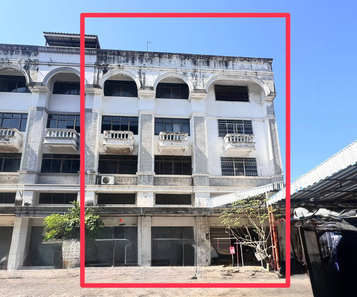 For SaleShop HousePattaya, Bangsaen, Chonburi : Commercial building 3 units, Si Racha District, Chonburi / 3 - Storey (FOR SALE) YEAN102