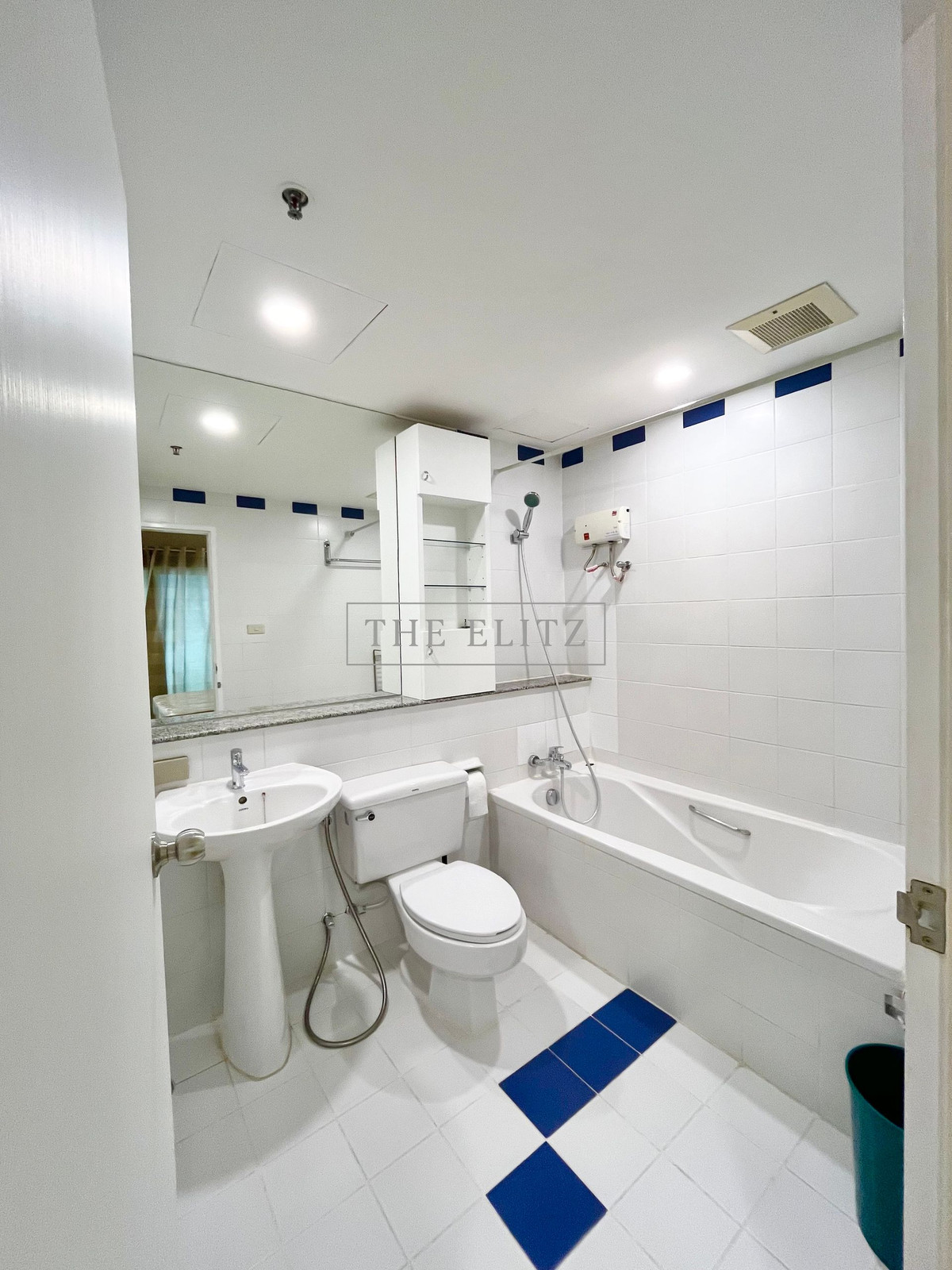 For RentCondoSathorn, Narathiwat : ✨ Spacious Living in Sathon-Narathiwas ✨ Baan Nonsi for Rent | Large Unit, Great Facilities, Prime Location 💕