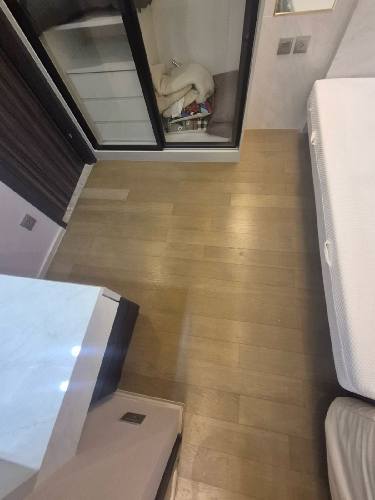 ให้เช่าคอนโดพระราม 9 เพชรบุรีตัดใหม่ RCA : ✨ ปล่อยเช่า  𝗔𝘀𝗵𝘁𝗼𝗻 𝗔𝘀𝗼𝗸𝗲 | แอสตัน อโศก ห้องมุม วิวเมือง ชั้นสูง 📍ติดMRTสุขุมวิท แค่ 1 ก้าว
