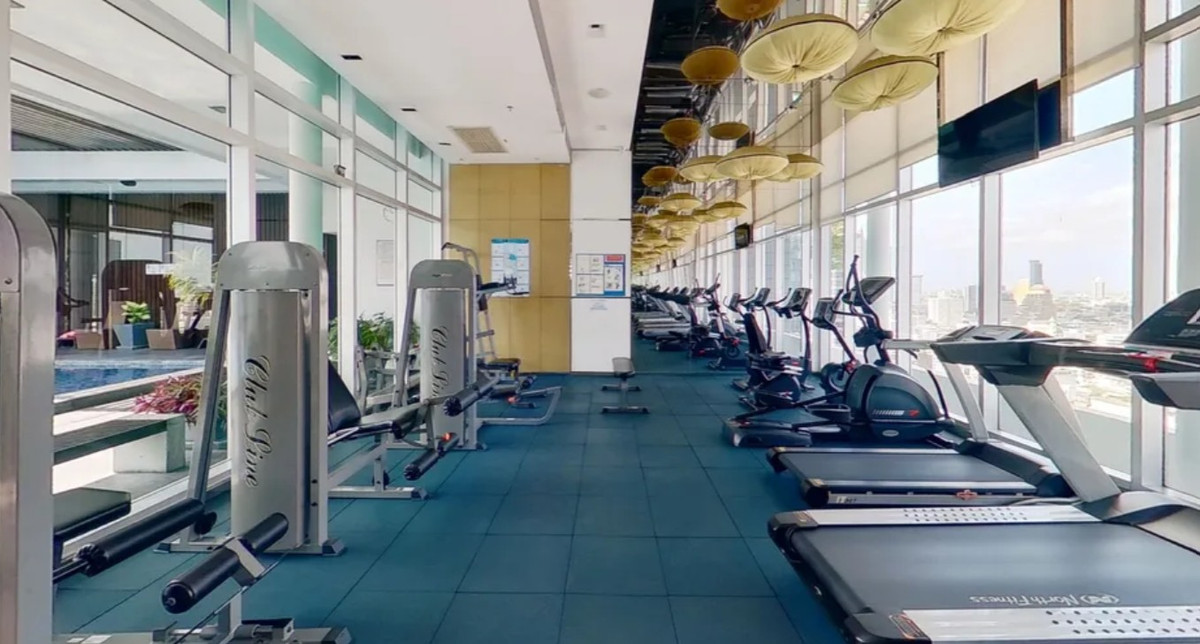 For SaleCondoSathorn, Narathiwat : ✨ For Sale: Life @ Sathorn 10 Condo ✨ 💰 Only 4,600,000 THB