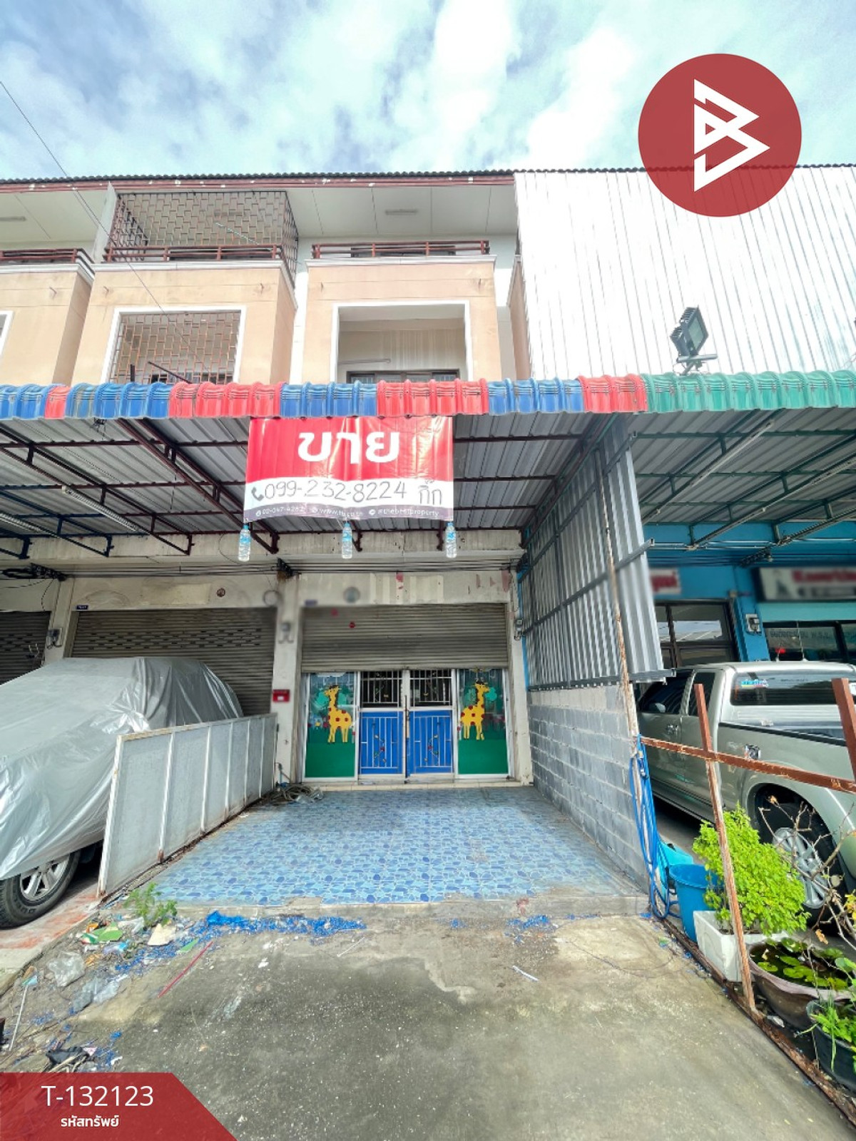 For SaleShop HousePattaya, Bangsaen, Chonburi : Commercial building for sale Golden Place Village, Sahapat Group (Golden Place), Chonburi