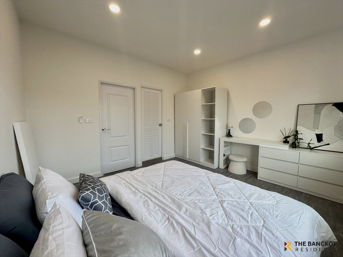 ขายทาวน์โฮมโชคชัย4 ลาดพร้าว71 : 🏡 Townhome Area Lat Phrao - บ้านตกแต่งสไตล์โมเดิร์น มินิมอล 🚗 ทำเลโชคชัย4