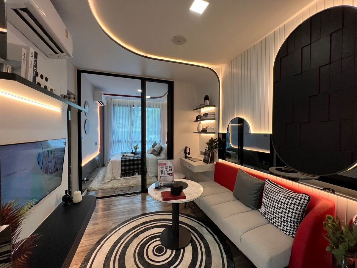 ขายคอนโดเกษตรศาสตร์ รัชโยธิน : 🏢🐶🐈 Pet-Friendly Condo for Sale
Modiz Vault Kaset–Sripratum
✨ Selling Price: 2,590,000 THB

📍 Room B0503 | 5th Floor
• Size: 24.6 sq.m.
• 1 Bedroom
• Fully furnished (Furniture package included)
• Garden View overlooking Kasetsart University
• Brand n