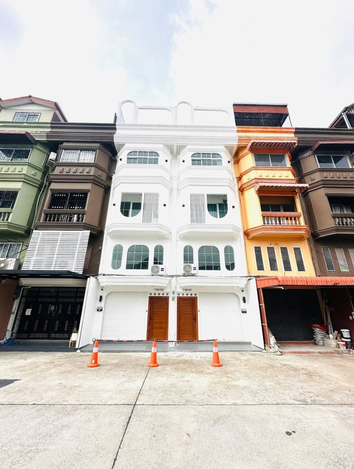 For SaleShop HouseNawamin, Ramindra : CS106  🏬 Commercial building @Sai Mai 15, fully renovated, 5 floors. ❣️ Direct payment available, yield 12-18% per year. 💓 Perfect for investors.