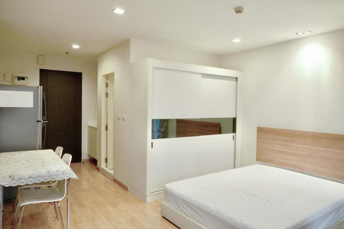 ให้เช่าคอนโดพระราม 9 เพชรบุรีตัดใหม่ RCA : ให้เช่า!!✨คอนโดพร้อมอยู่บนทำเลกลางเมือง : CASA CONDO อโศก - ดินแดง : ใกล้MRT พระราม 9