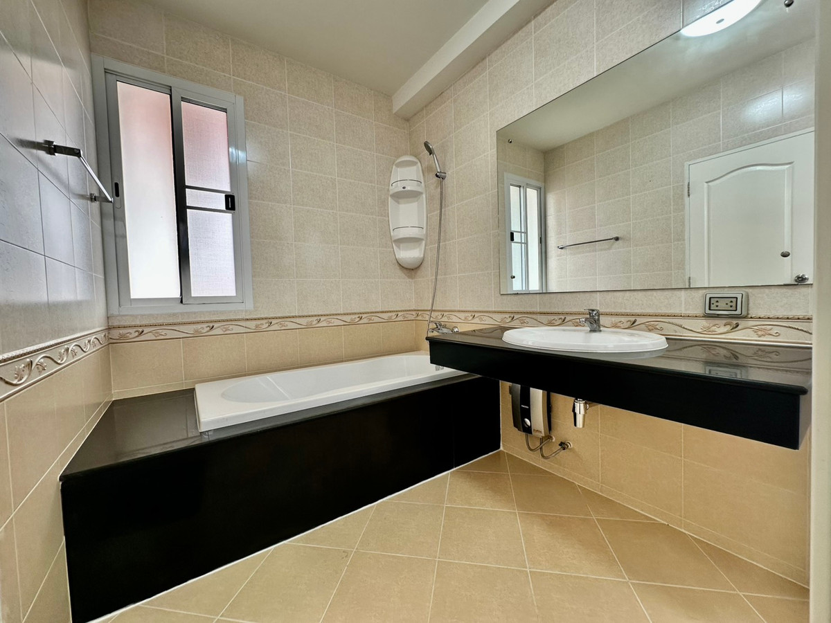 ขายบ้านบางนา แบริ่ง ลาซาล : 🔥ราคาดี บ้านหรูหลังใหญ่ 3b4b 11.5mb - Blue Lagoon 1 Bangna-Trad km.8 📞Call 090 919 9898