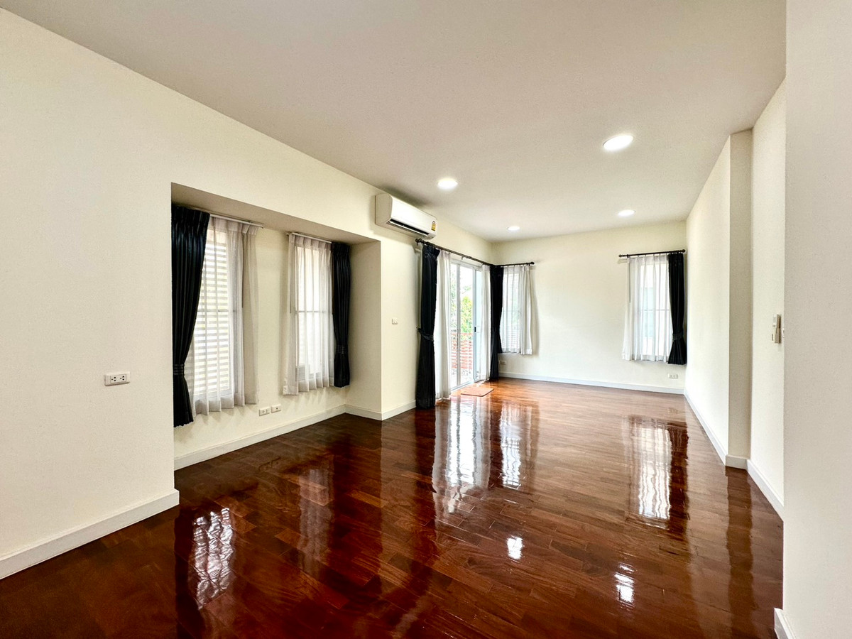 ขายบ้านบางนา แบริ่ง ลาซาล : 🔥ราคาดี บ้านหรูหลังใหญ่ 3b4b 11.5mb - Blue Lagoon 1 Bangna-Trad km.8 📞Call 090 919 9898