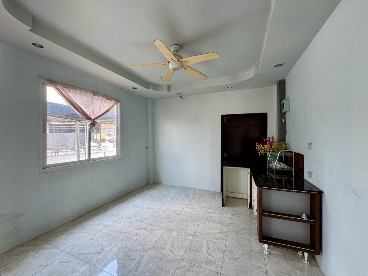 ให้เช่าโฮมออฟฟิศพัฒนาการ ศรีนครินทร์ : เช่า โฮมออฟฟิศ บ้านเดี่ยว ที่ดิน 1 ไร่ กรุงเทพกรีฑา ตัดใหม่ เช่าทำธุรกิจ รีโนเวท ต่อเติมได้ ยินดี รับผู้เช่าทำธุรกิจ ระยะยาว 