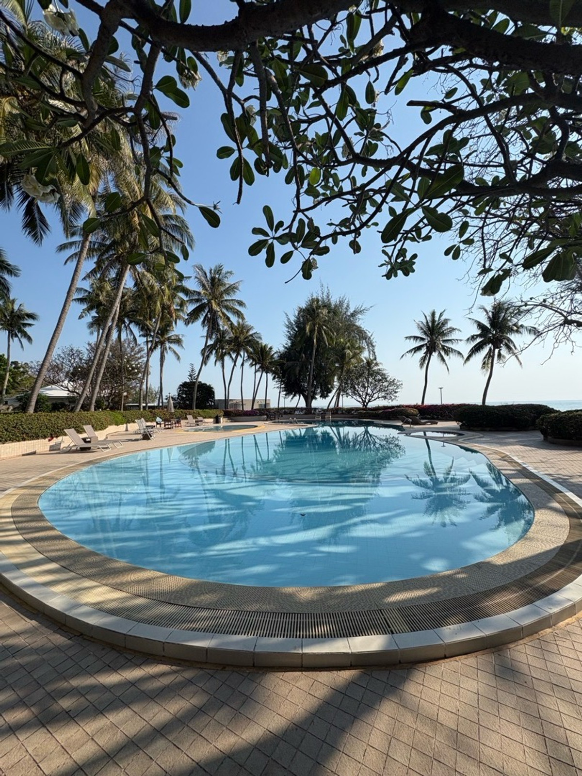 For SaleCondoHuahin, Prachuap Khiri Khan, Pran Buri : Selling at a special price that cannot be found.  Baan Somprasong Hua Hin