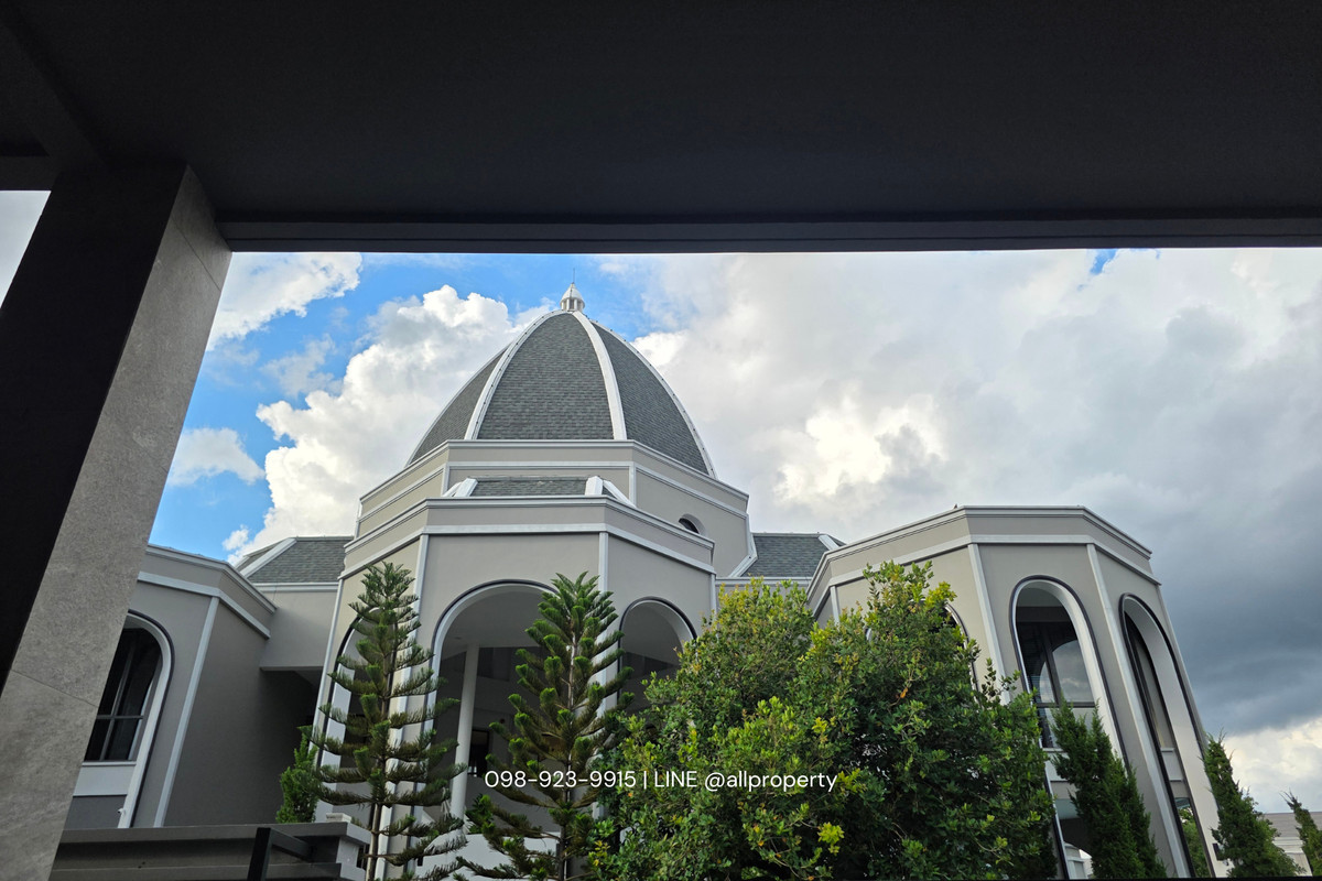 ขายบ้านเกษตร นวมินทร์ ลาดปลาเค้า : ขายคฤหาสน์หรู วิวพิเศษ DUOMO DE FLORENCE เพียงหลังเดียวเท่านั้นในโครงการ