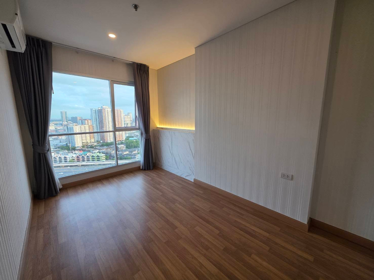 ขายคอนโดพระราม 3 สาธุประดิษฐ์ : Lumpini Place Ratchada - Sathu / 1 Bedroom (SALE WITH TENENT), ลุมพินี เพลส รัชดา - สาธุ / 1 ห้องนอน (ขายพร้อมผู้เช่า) LD026