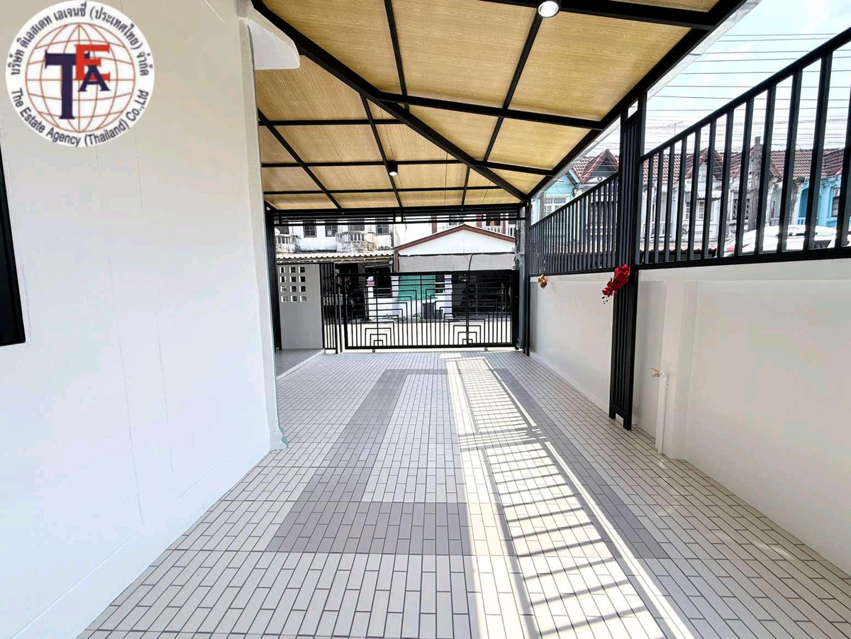 ขายทาวน์โฮมมีนบุรี-ร่มเกล้า : ขายทาวน์เฮ้าส์ 2 ชั้น หมู่บ้านเหมชาติ หลังมุม มิตรไมตรี ซอยวังอับดุลเลาะห์ หนองจอก โรงเรียนฝึกอาชีพกรุงเทพฯ  สำนักงานเขตหนองจอก โรงเรียน คาทอลิกสอนศาสนา  โรงพยาบาลเวชการุณรัศมิ์