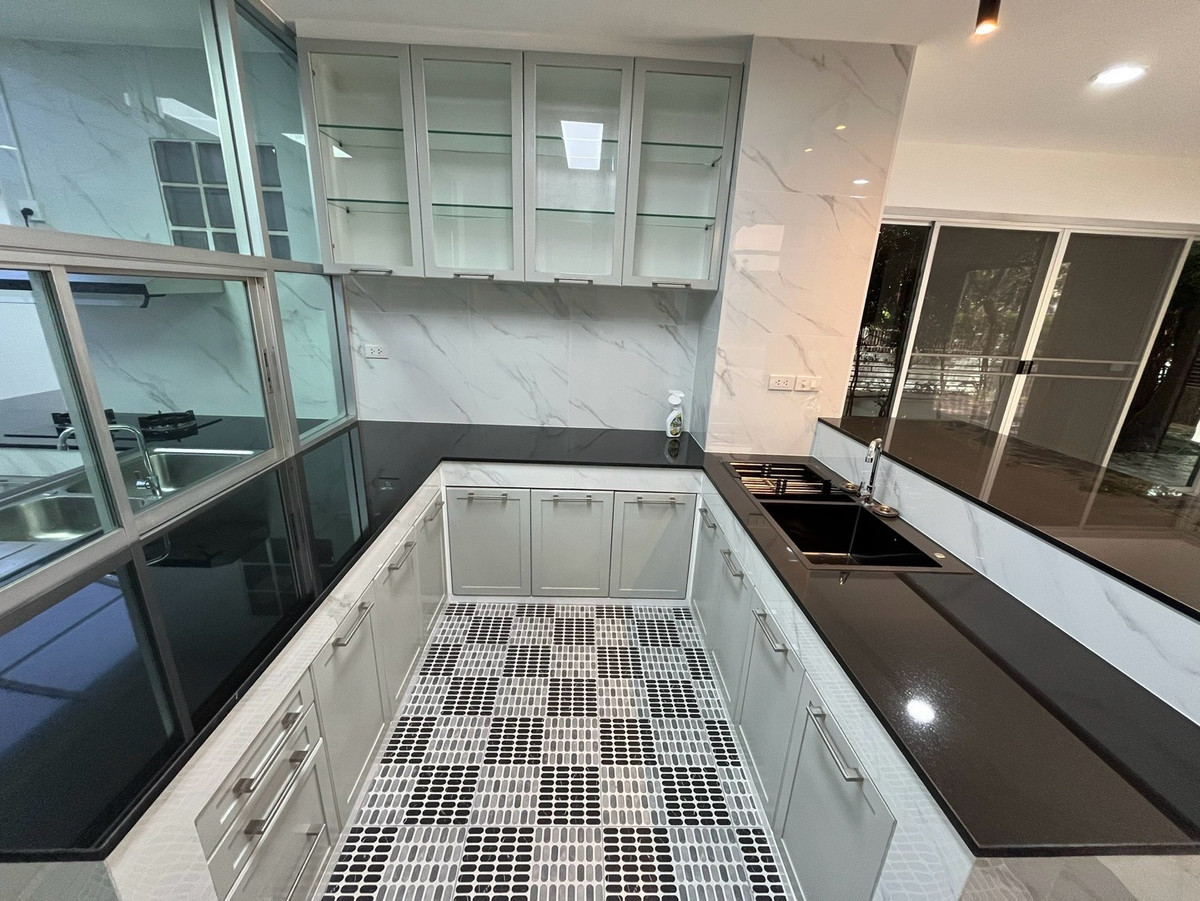 For SaleHouseBang Sue, Wong Sawang, Tao Pun : For sale, 3-story detached house, completely renovated @ Prachachuen, Wong Sawang, Bang Sue, quality materials, elegant design, meets the needs of city people, near department stores. Its all done here, in one place.