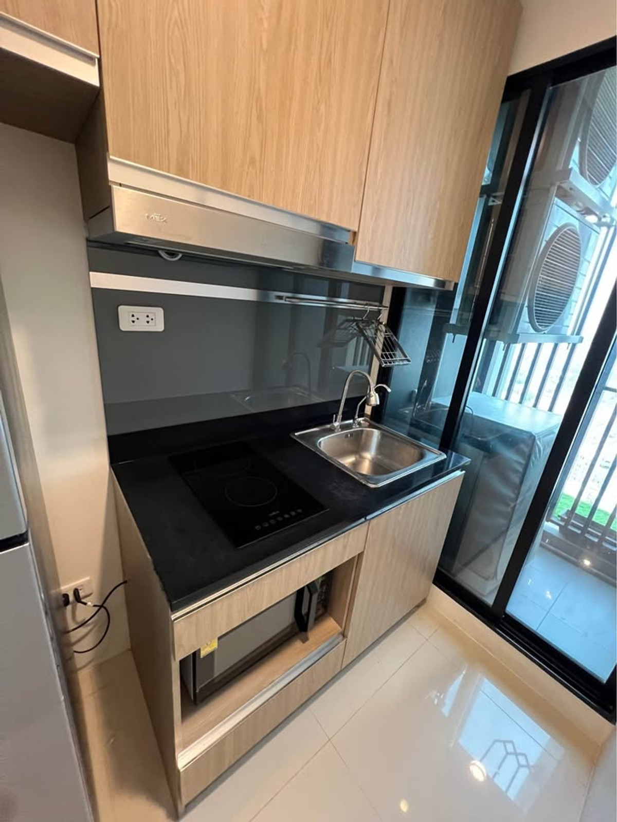 ให้เช่าคอนโดบางนา แบริ่ง ลาซาล : 🔥 ให้เช่า Niche MONO สุขุมวิท-แบริ่ง 🔥 📍 ใกล้ BTS แบริ่ง 🚆 ทำเลสุขุมวิท-แบริ่ง เดินทางสะดวก