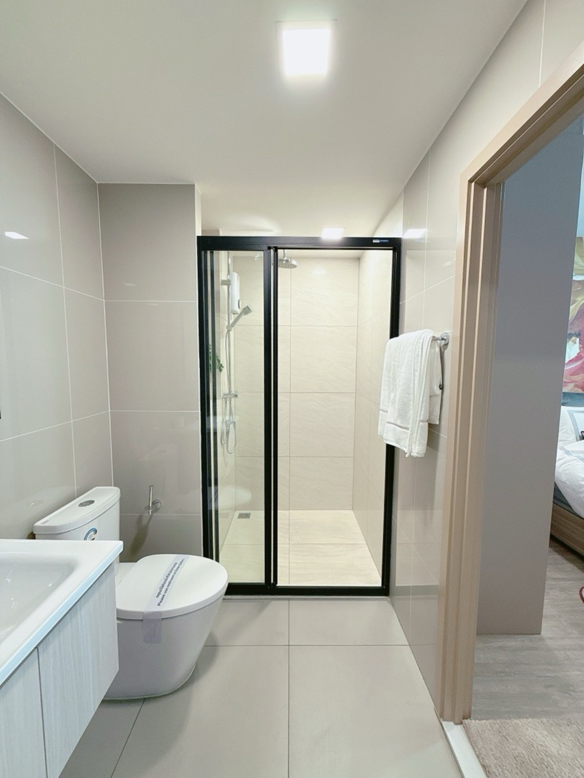 ขายคอนโดรัชดา ห้วยขวาง : 𝐓𝐇𝐄 𝐁𝐀𝐒𝐄 𝐑𝐀𝐓𝐂𝐇𝐀𝐃𝐀 𝟏𝟗 ผ่อนสบายๆ 𝟑,𝟗𝟎𝟎/เดือน ขายตรงโครงการ ห้องโปรพิเศษ 