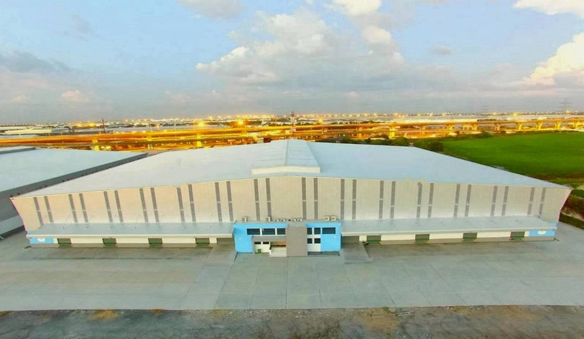 ให้เช่าโกดังฉะเชิงเทรา : ให้เช่าโกดังพร้อมออฟฟิศ สภาพใหม่ 5,060 ตารางเมตร ตั้งอยู่ในจุดยุทธศาสตร์การขนส่ง ต.บางวัว อ.บางปะกง จ.ฉะเชิงเทรา เชื่อมต่อโครงข่าย EEC และกรุงเทพฯ ได้อย่างรวดเร็ว
