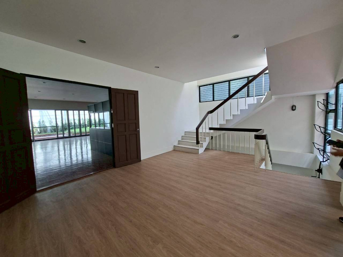 ขายอาคารพาณิชย์สยาม จุฬา สามย่าน : ขายด่วน ทาวน์เฮ้าส์ 7 ชั้น ย่านสยาม บรรทัดทอง พร้อมอยู่ (N.1989)