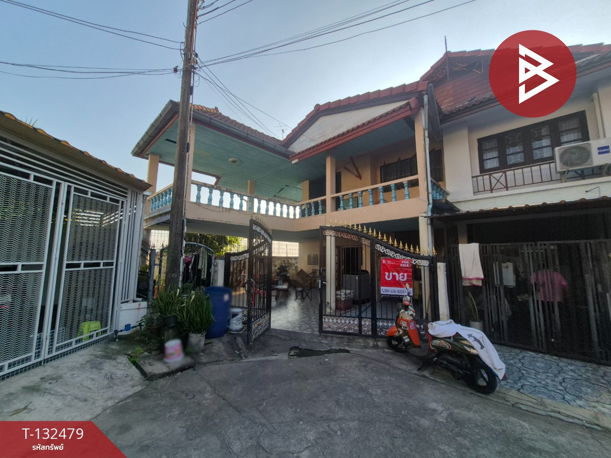 For SaleTownhomePathum Thani,Rangsit, Thammasat : Corner townhouse for sale Pruksa Village 7, Lam Luk Ka-Wongwaen, Pathum Thani, cheap price