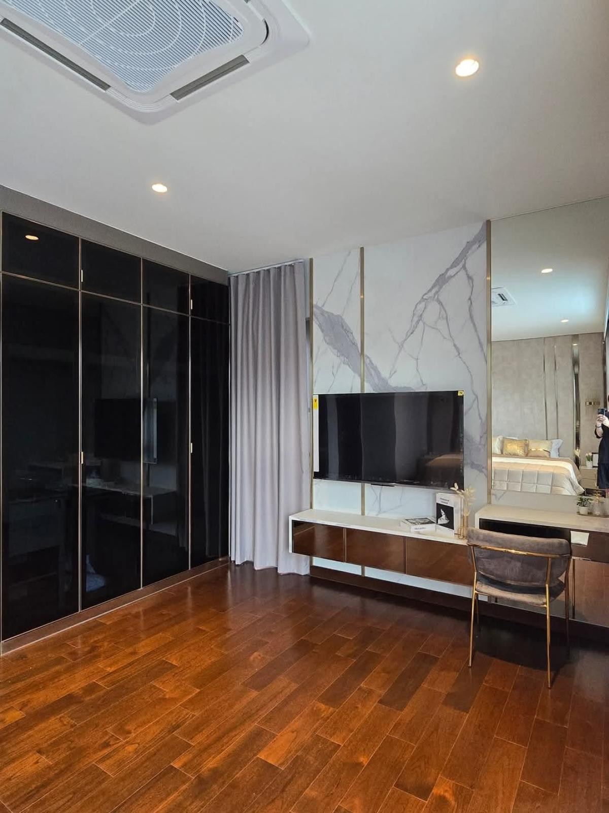 For SaleHouseLadkrabang, Suwannaphum Airport : For Sale House , PERFECT MASTERPIECE SUKHUMVIT 77 , wide frontage , Phra Khanong , Watthana , Bangkok ,   CX-123044