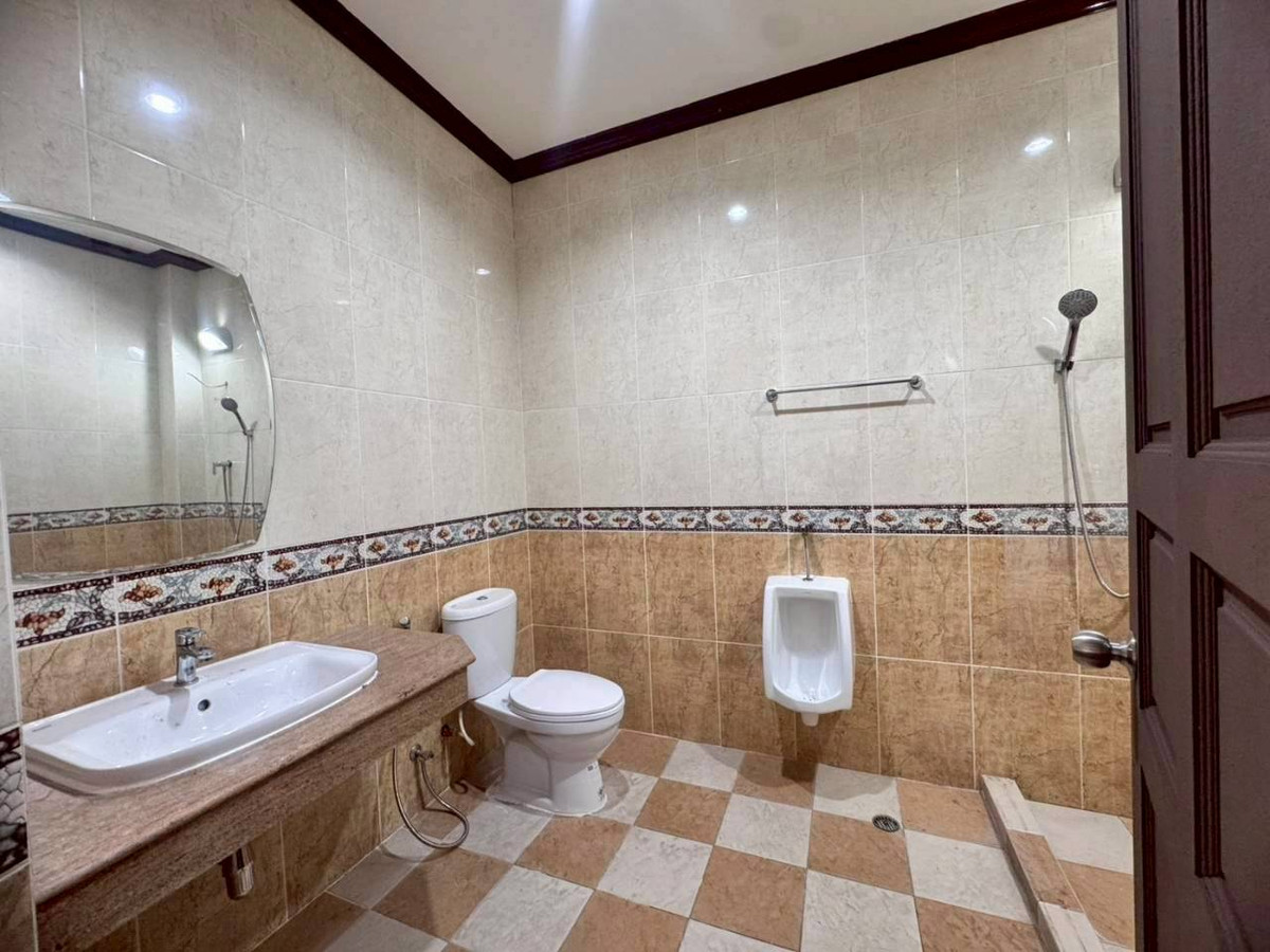 ขายอาคารพาณิชย์สยาม จุฬา สามย่าน : ขายด่วน ทาวน์เฮ้าส์ 7 ชั้น ย่านสยาม บรรทัดทอง พร้อมอยู่ (N.1989)