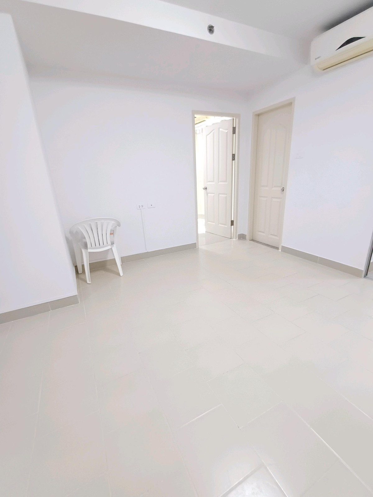 ขายคอนโดท่าพระ ตลาดพลู วุฒากาศ : คอนโด city home ท่าพระ
ห้องขนาด 48 ตารางเมตร 