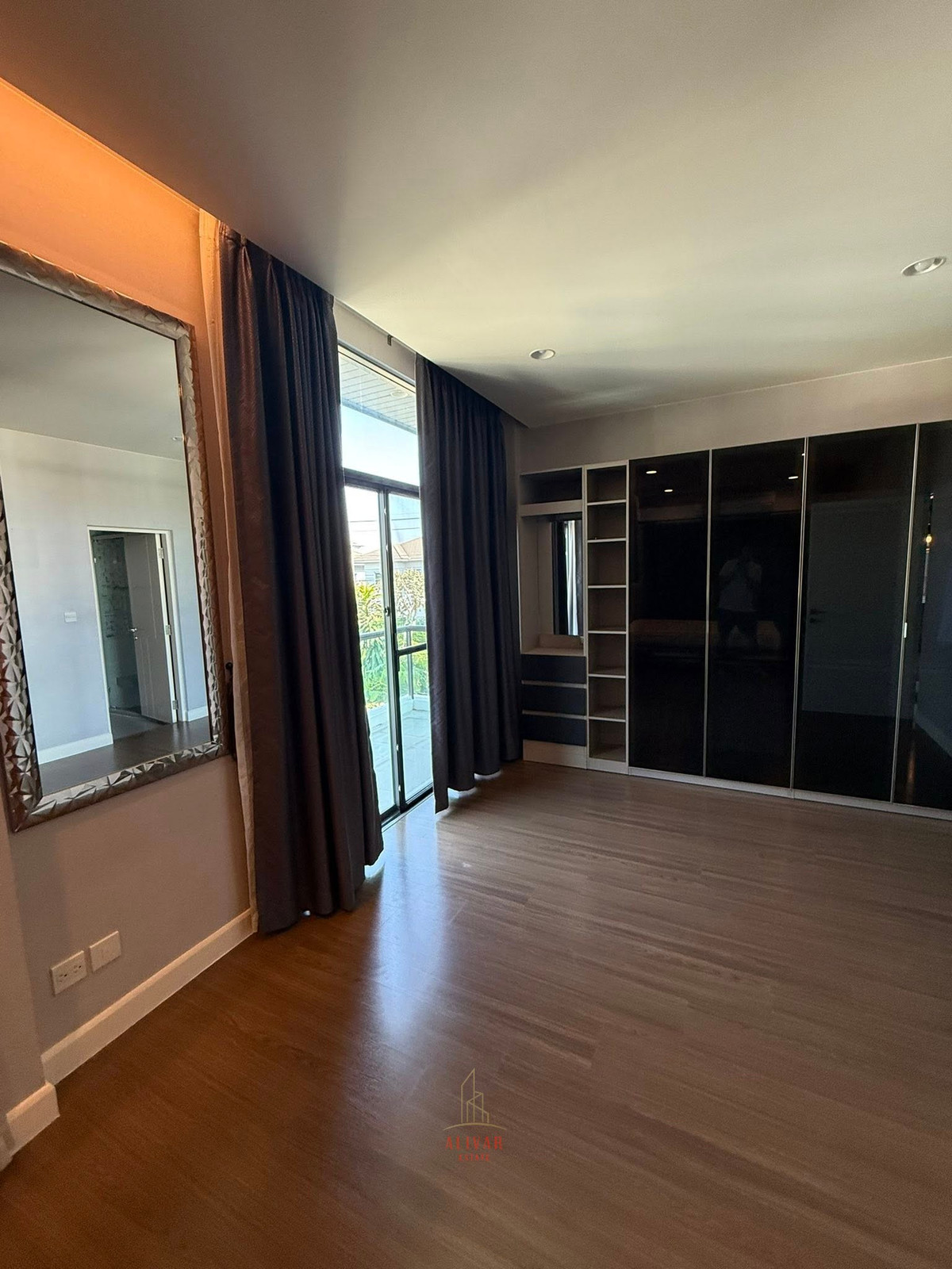 For RentHousePattanakan, Srinakarin : RH020626 For rent, 2-story detached house, 4 bedrooms at Setthasiri Pattanakarn.