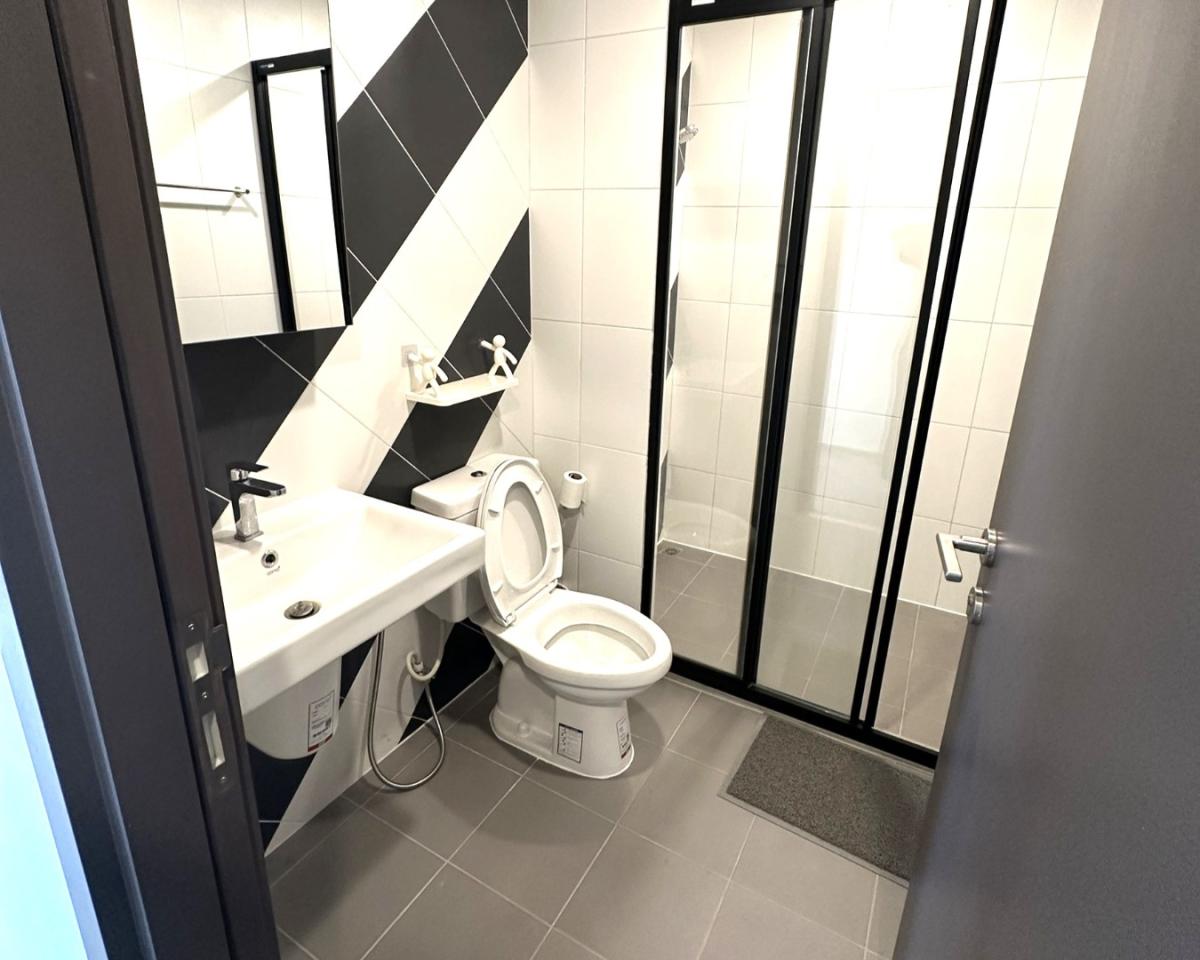 ขายคอนโดวิภาวดี ดอนเมือง หลักสี่ : 🔥ขายด่วน+🔥เดอะ เบส สะพานใหม่ ใกล้สถานีรถไฟฟ้า BTS สายหยุด เฟอร์นิเจอร์ครบ พร้อมเข้าอยู่