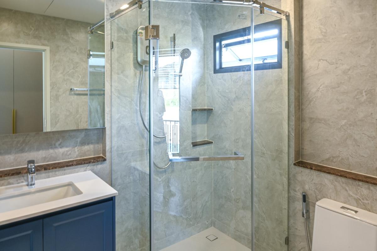 ขายบ้านสมุทรปราการ สำโรง : 🔥ขายด่วน+🔥เอลซ์ แบริ่ง 32 ใกล้ Community Mall เฟอร์นิเจอร์ครบ พร้อมเข้าอยู่