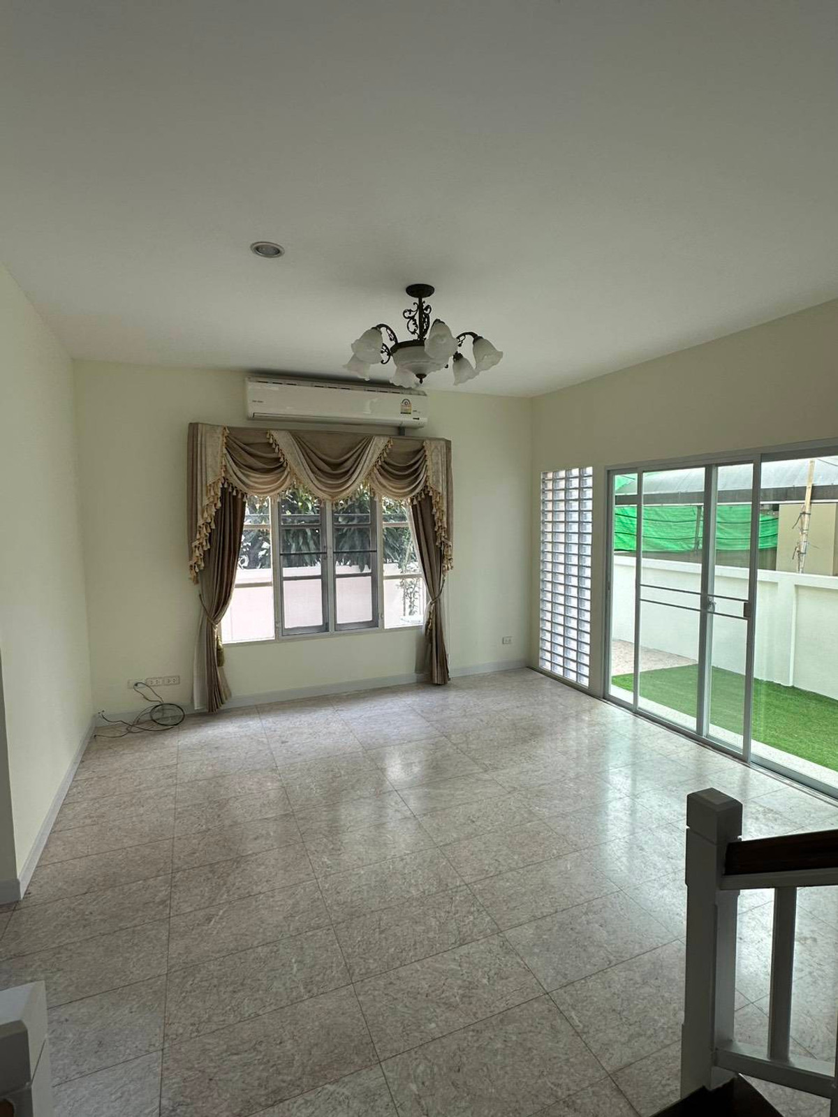 ให้เช่าบ้านสมุทรปราการ สำโรง : ปล่อยเช่าบ้านเดี่ยว นันทวัน ศรีนครินทร์ ทำเลทองติดถนนใหญ่ ใกล้ห้าง เดินทางสะดวกครบวงจร