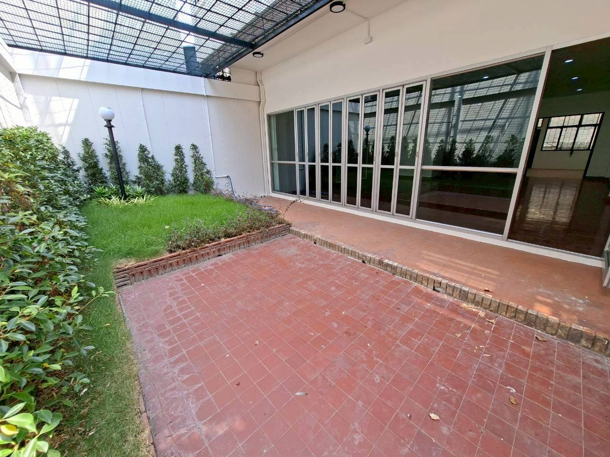 ขายอาคารพาณิชย์สยาม จุฬา สามย่าน : ขายด่วน ทาวน์เฮ้าส์ 7 ชั้น ย่านสยาม บรรทัดทอง พร้อมอยู่ (N.1989)