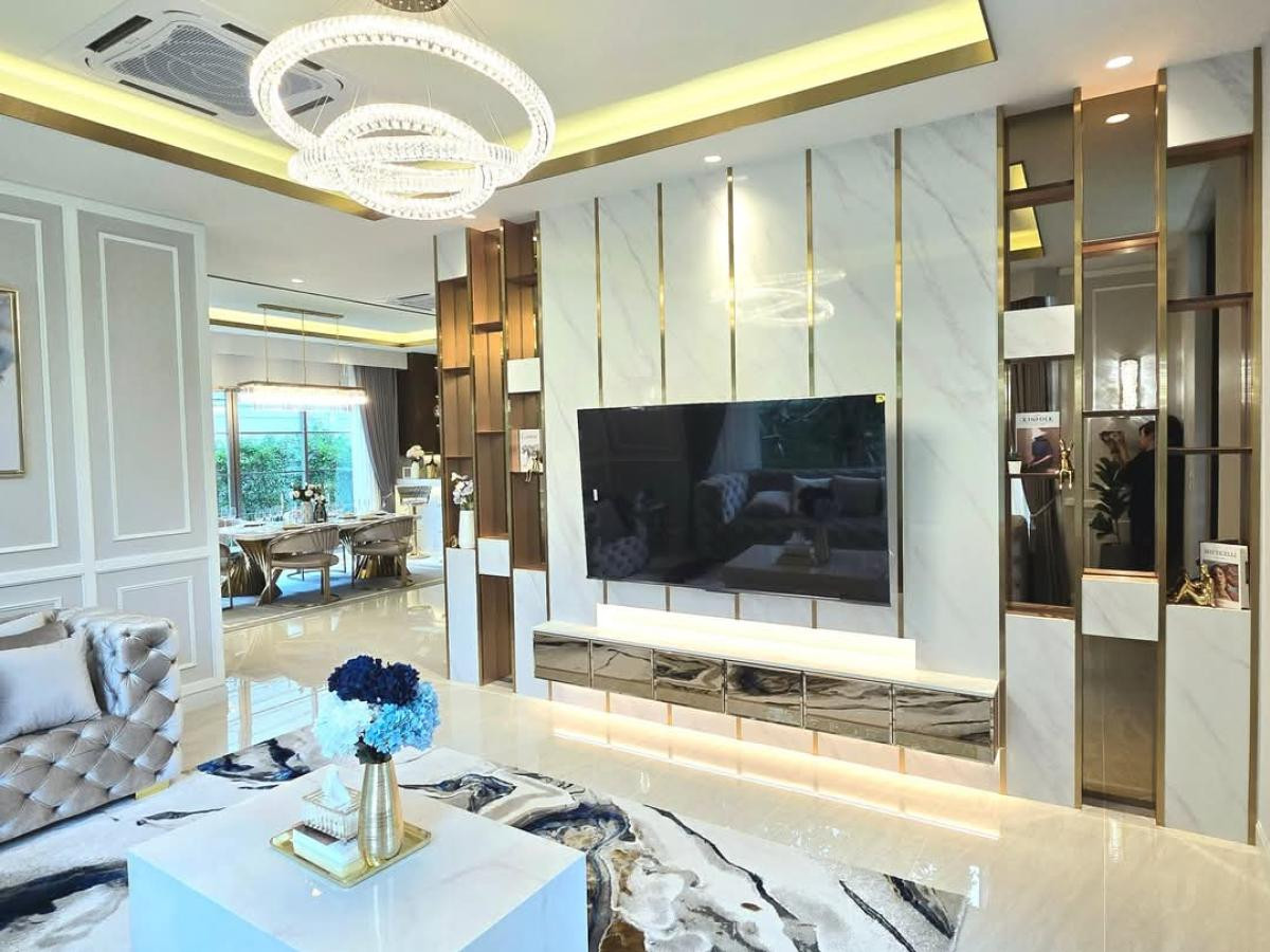 For SaleHouseLadkrabang, Suwannaphum Airport : For Sale House , PERFECT MASTERPIECE SUKHUMVIT 77 , wide frontage , Phra Khanong , Watthana , Bangkok ,   CX-123044