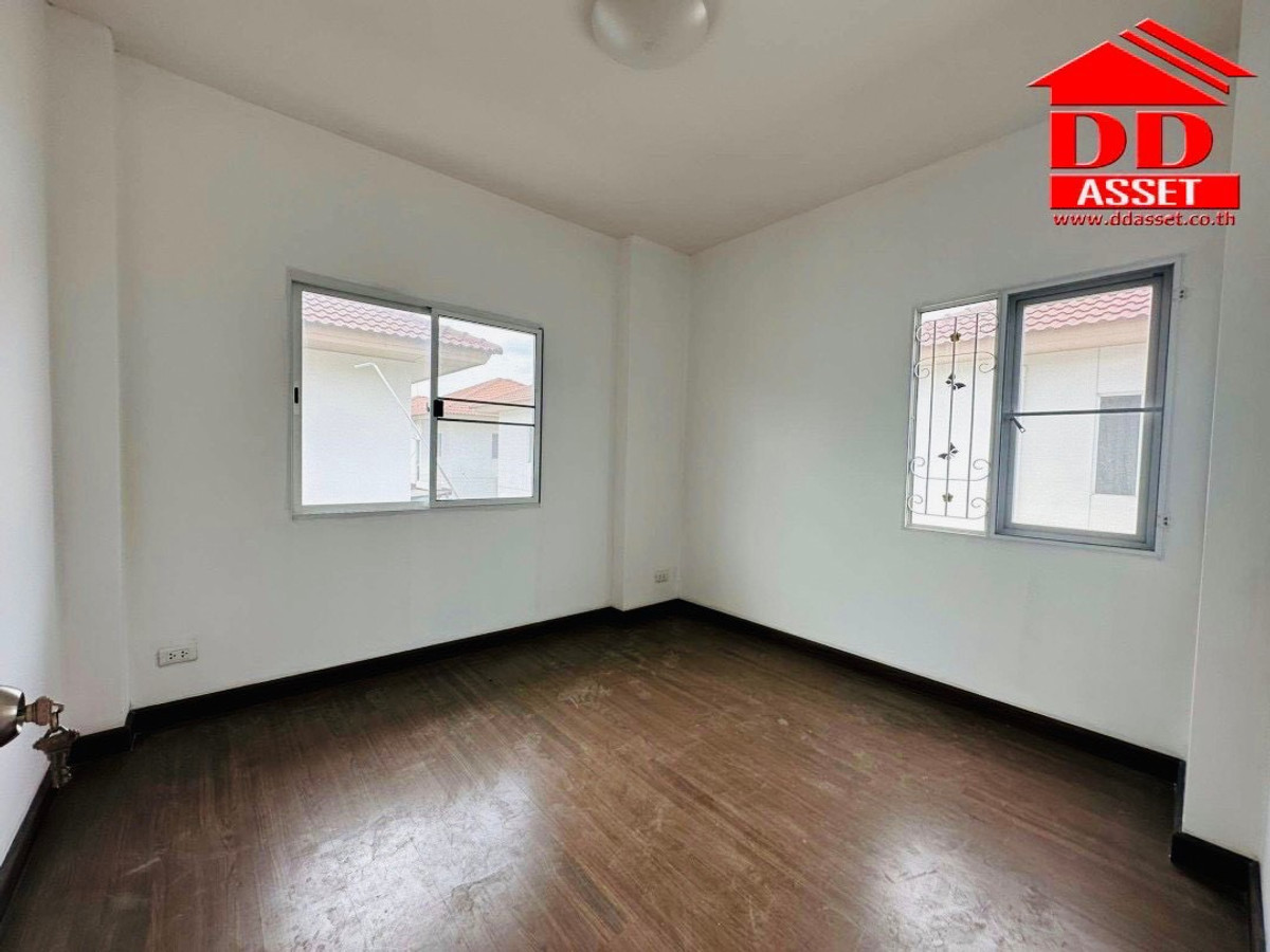 ให้เช่าบ้านมีนบุรี-ร่มเกล้า : ให้เช่าบ้านเดี่ยว โครงการ พาร์คเวย์ แอทอีซ รามคำแหง 190/1 (Parkway @Ease Ramkhamhaeng) ใกล้ถนนรามคำแหง และรถไฟฟ้าสายสีส้ม  รหัส : H8279