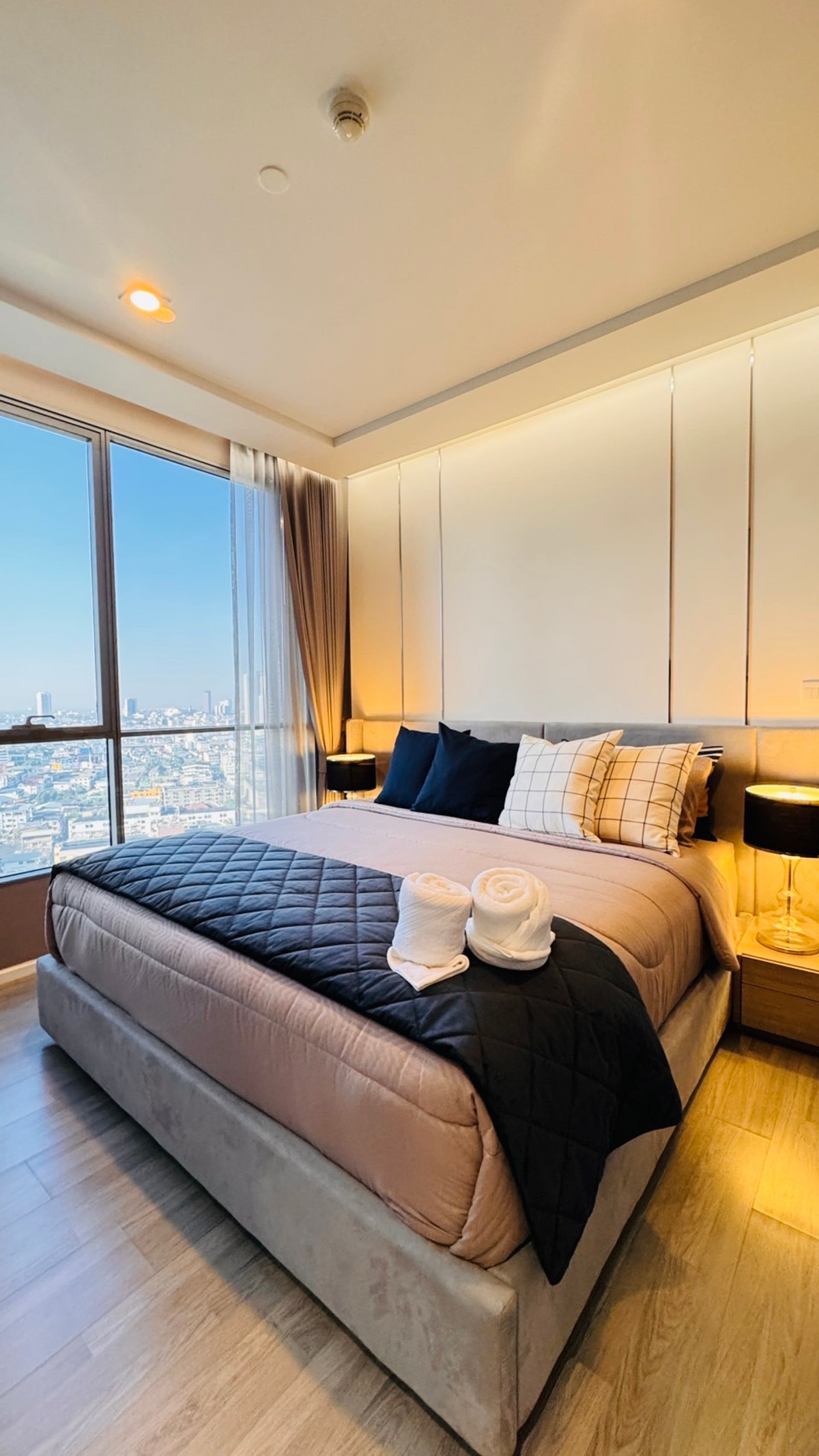 For SaleCondoSathorn, Narathiwat : The Room Sathorn - St. Louis / 2 Bedrooms (FOR SALE), The Room Sathorn - St. Louis / 2 Bedrooms (FOR SALE) LD022