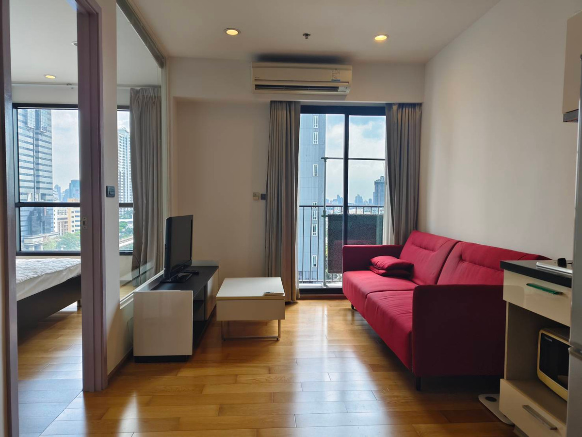 For RentCondoWongwianyai, Charoennakor : OMG2537  [ Fuse Sathorn - Taksin ]  Nice 1 Bedroom unit - for RENT 8-Mar-26