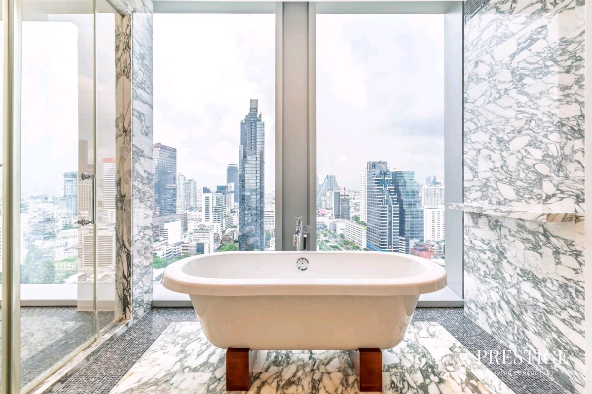 ให้เช่าคอนโดสาทร นราธิวาส : 📌For RENT เช่า | The Ritz Calton Residences - 3BR (211 sqm) 250,000 🔥Hotdeal🔥 220,000 THB