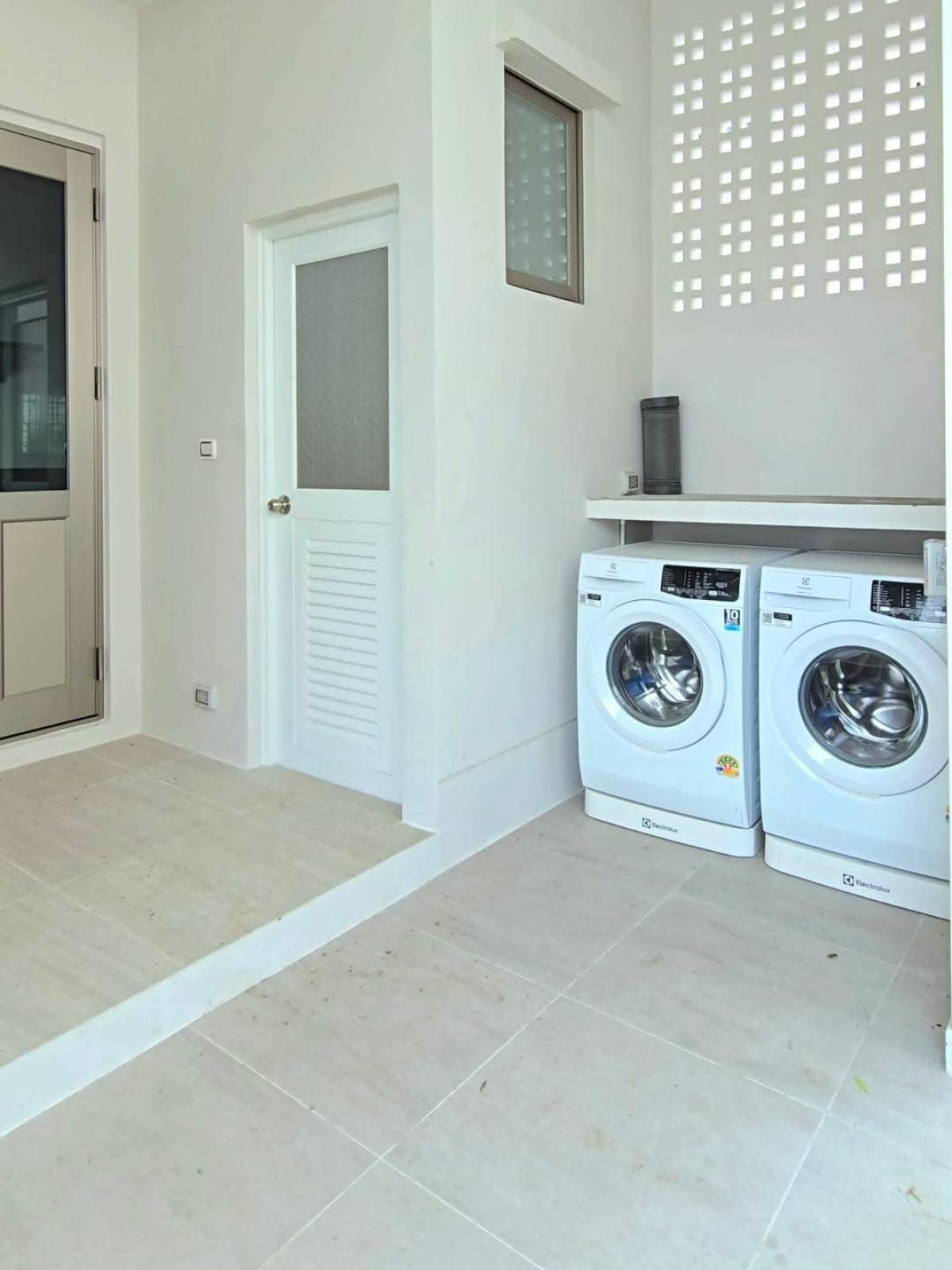 For SaleHouseLadkrabang, Suwannaphum Airport : For Sale House , PERFECT MASTERPIECE SUKHUMVIT 77 , wide frontage , Phra Khanong , Watthana , Bangkok ,   CX-123044