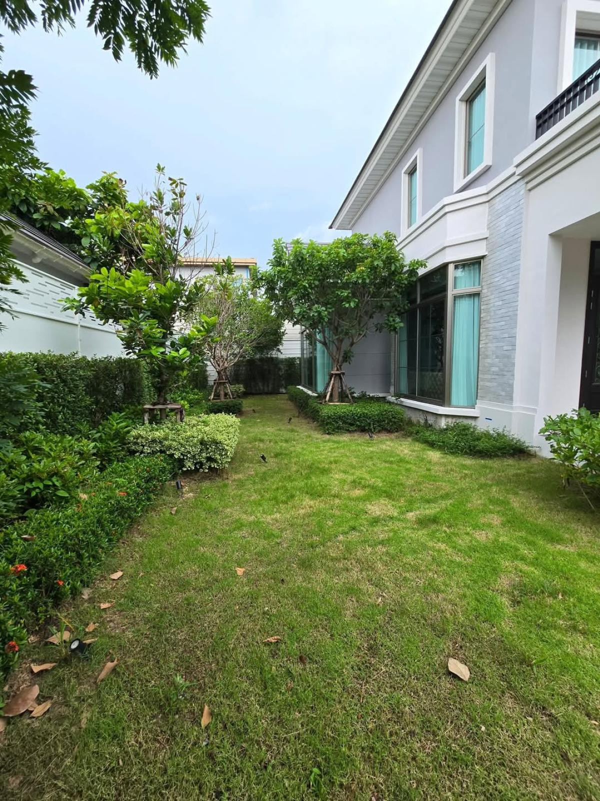 For SaleHouseLadkrabang, Suwannaphum Airport : For Sale House , PERFECT MASTERPIECE SUKHUMVIT 77 , wide frontage , Phra Khanong , Watthana , Bangkok ,   CX-123044