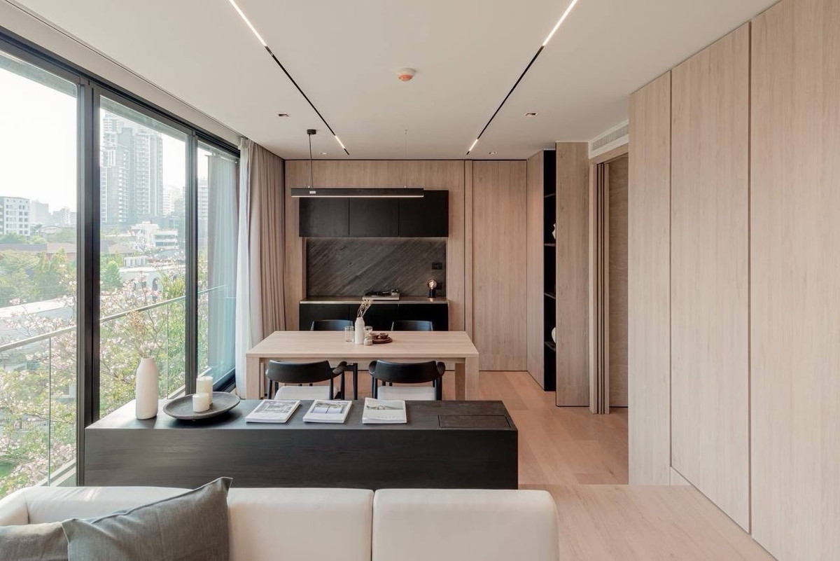 ขายคอนโดสุขุมวิท อโศก ทองหล่อ : beautiful 2 bedrooms near BTS Thonglor | Chalermnit Art de Maison | 96 sqm