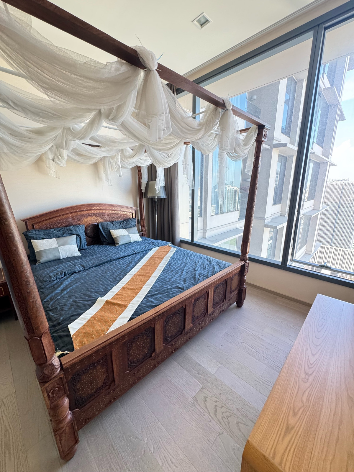 ให้เช่าคอนโดสุขุมวิท อโศก ทองหล่อ : The Esse Asoke 1 Bedroom 1 Bathroom 45 Sqm. Best Price!!