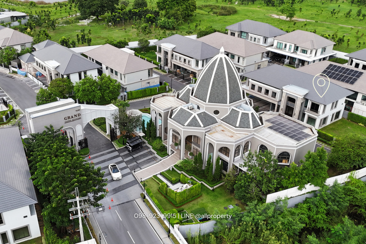 ขายบ้านเกษตร นวมินทร์ ลาดปลาเค้า : ขายคฤหาสน์หรู วิวพิเศษ DUOMO DE FLORENCE เพียงหลังเดียวเท่านั้นในโครงการ