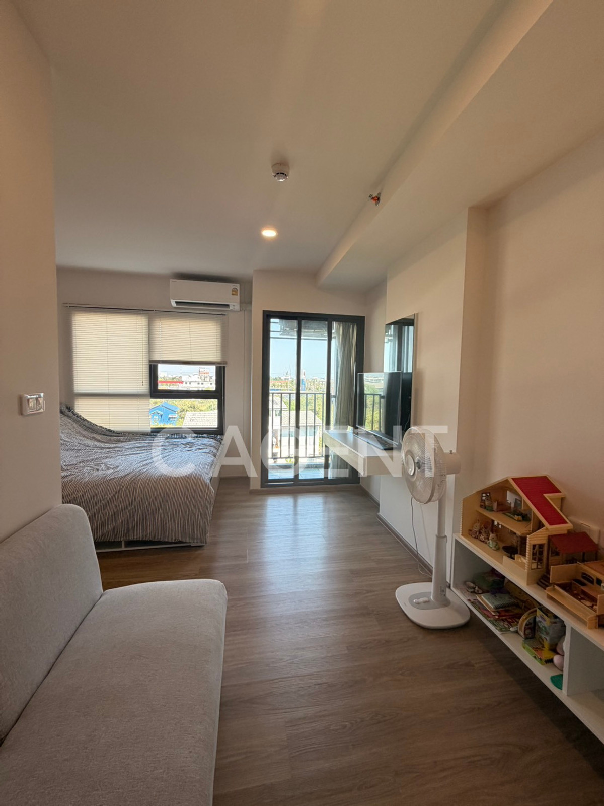 ให้เช่าคอนโดฉะเชิงเทรา : ปล่อยเช่าคอนโด “Escent Ville ฉะเชิงเทรา“ ติดโรบินสันไลฟ์สไตล์