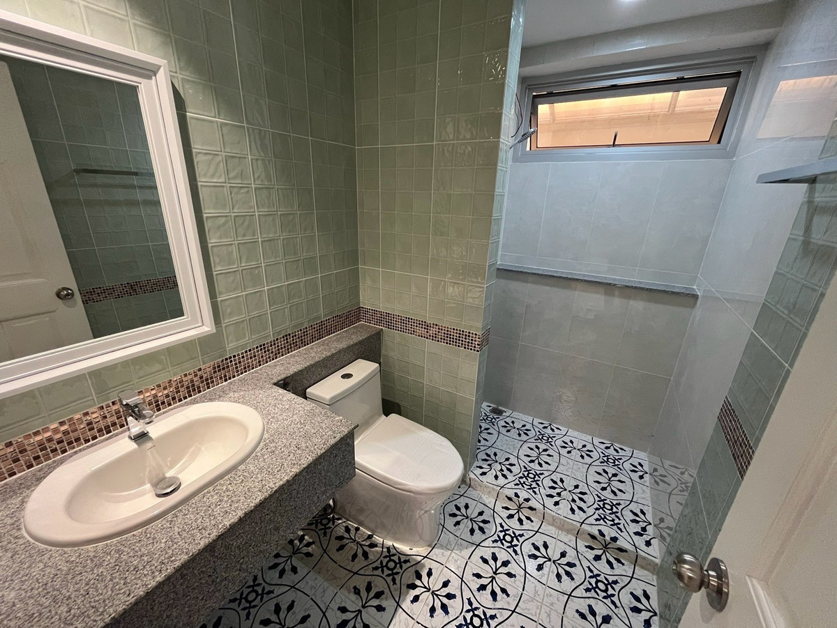 For SaleHouseBang Sue, Wong Sawang, Tao Pun : For sale, 3-story detached house, completely renovated @ Prachachuen, Wong Sawang, Bang Sue, quality materials, elegant design, meets the needs of city people, near department stores. Its all done here, in one place.