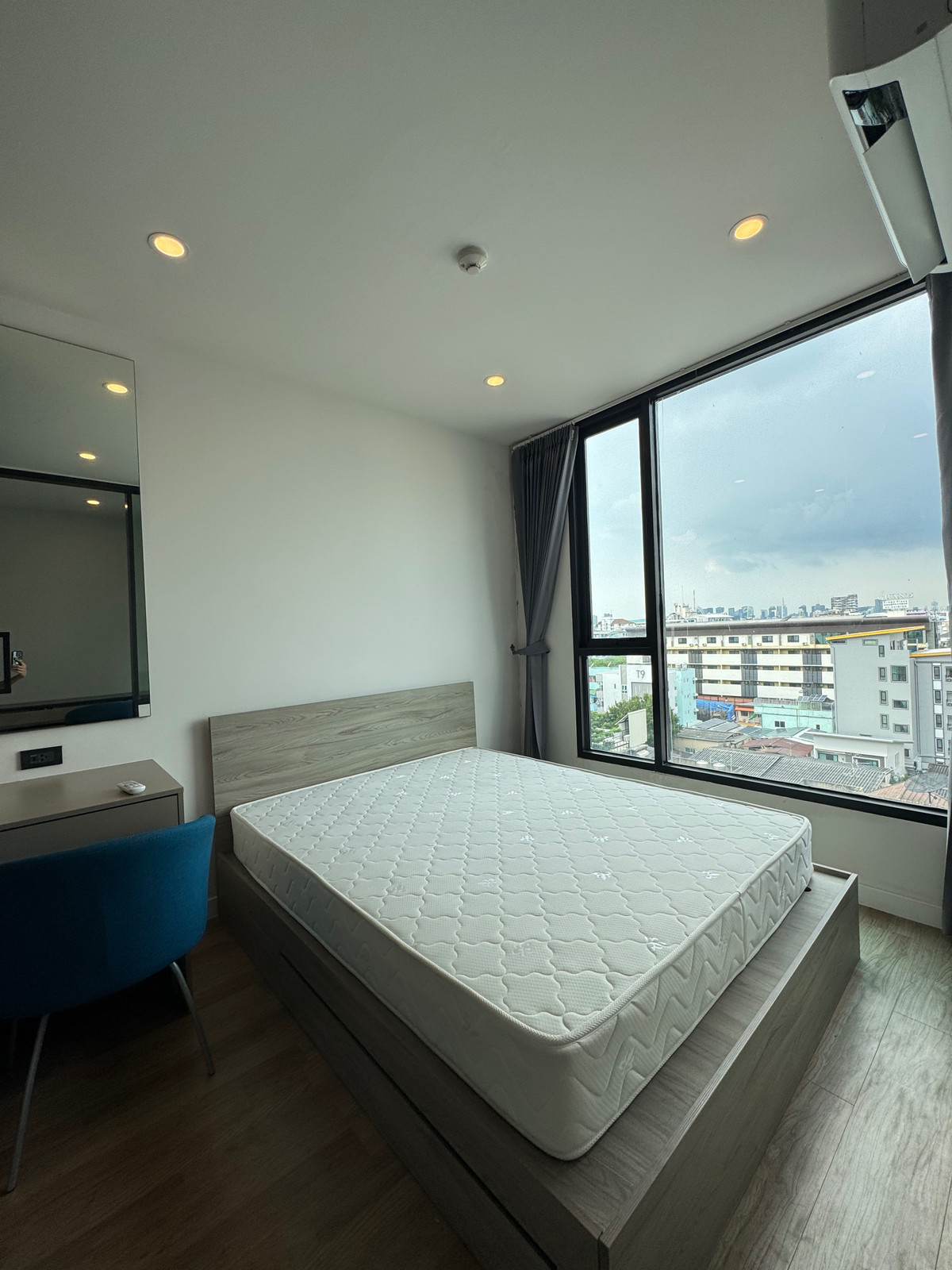 For RentCondoRama9, Petchburi, RCA : 🏢 Groove Rama 9 ✅ Available on 1 May 💳 Long-term Rent 12,900 THB/month 💳 Short-term Rent 15,000 THB/month 🚫 No Co-agent