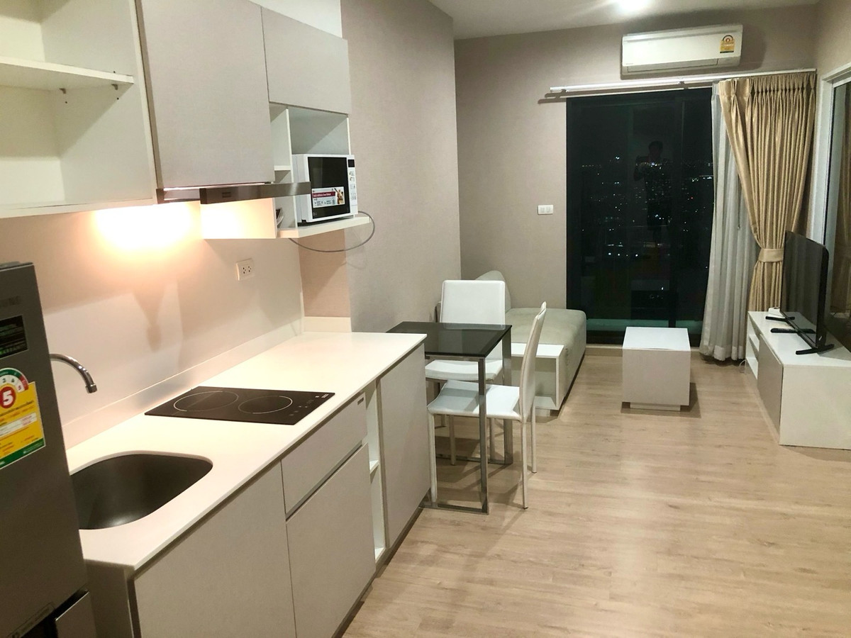 คอนโดท่าพระ ตลาดพลู วุฒากาศ : เจ้าของขายด่วน ห้องตำแหน่งหายาก วิวสระ ชั้นสูง (ขายแบบขาดทุน)