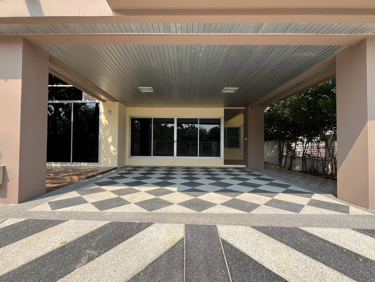 For SaleHouseBang Sue, Wong Sawang, Tao Pun : For sale, 3-story detached house, completely renovated @ Prachachuen, Wong Sawang, Bang Sue, quality materials, elegant design, meets the needs of city people, near department stores. Its all done here, in one place.