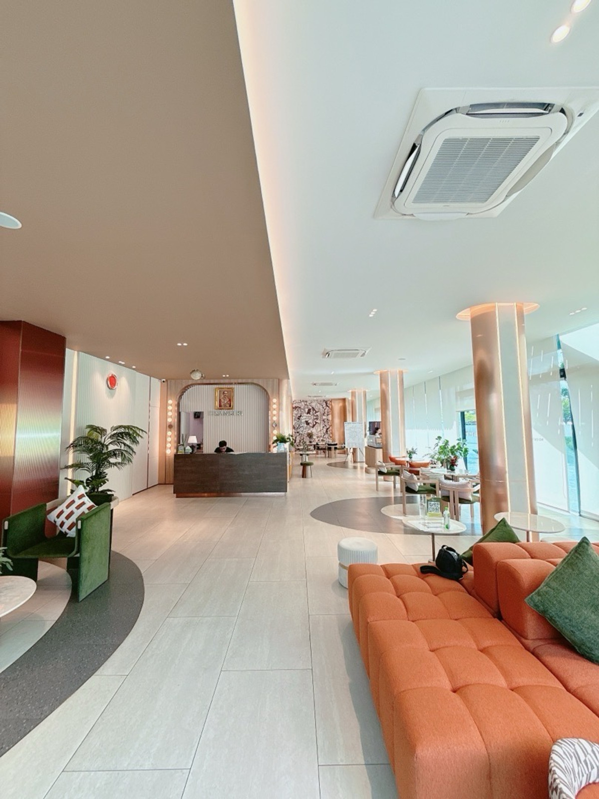 ขายคอนโดรัชดา ห้วยขวาง : 𝐓𝐇𝐄 𝐁𝐀𝐒𝐄 𝐑𝐀𝐓𝐂𝐇𝐀𝐃𝐀 𝟏𝟗 ผ่อนสบายๆ 𝟑,𝟗𝟎𝟎/เดือน ขายตรงโครงการ ห้องโปรพิเศษ 