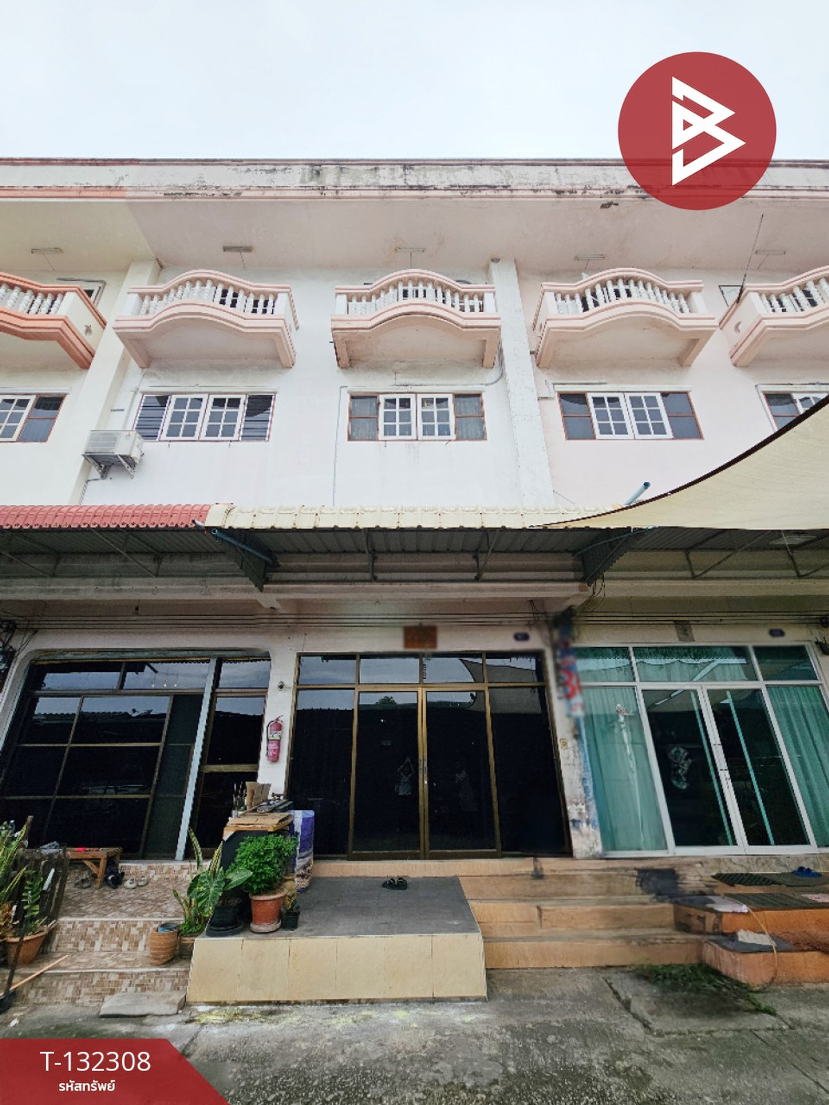 For SaleShop HouseSamut Prakan,Samrong : Commercial building for sale, 3 and a half floors, TJ Home Village, Phra Pradaeng, Samut Prakan (TJ Home)