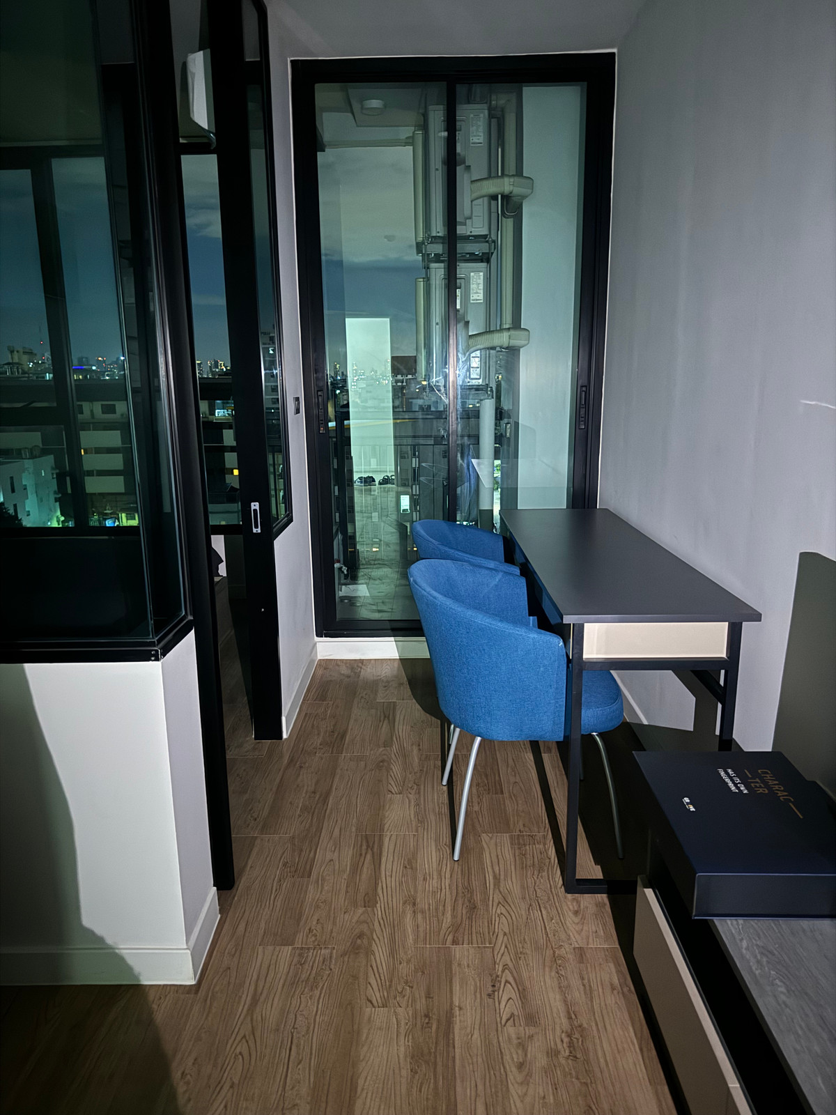 For RentCondoRama9, Petchburi, RCA : 🏢 Groove Rama 9 ✅ Available on 1 May 💳 Long-term Rent 12,900 THB/month 💳 Short-term Rent 15,000 THB/month 🚫 No Co-agent