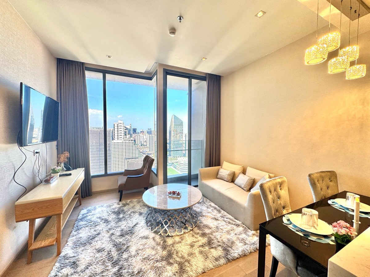 ให้เช่าคอนโดสุขุมวิท อโศก ทองหล่อ : The Esse Asoke 1 Bedroom 1 Bathroom 45 Sqm. Best Price!!