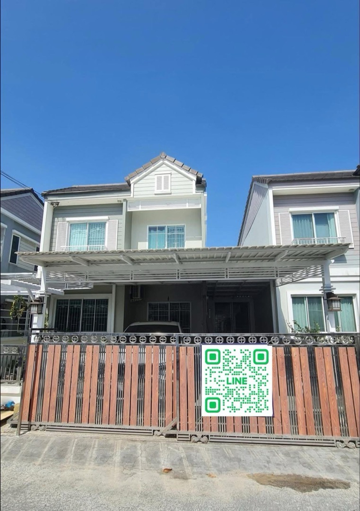 For RentTownhomeSamut Prakan,Samrong : Townhome for rent, The Village Bangna Km.10, house ready to move in. Fully furnished in every room Near Mega Bangna
